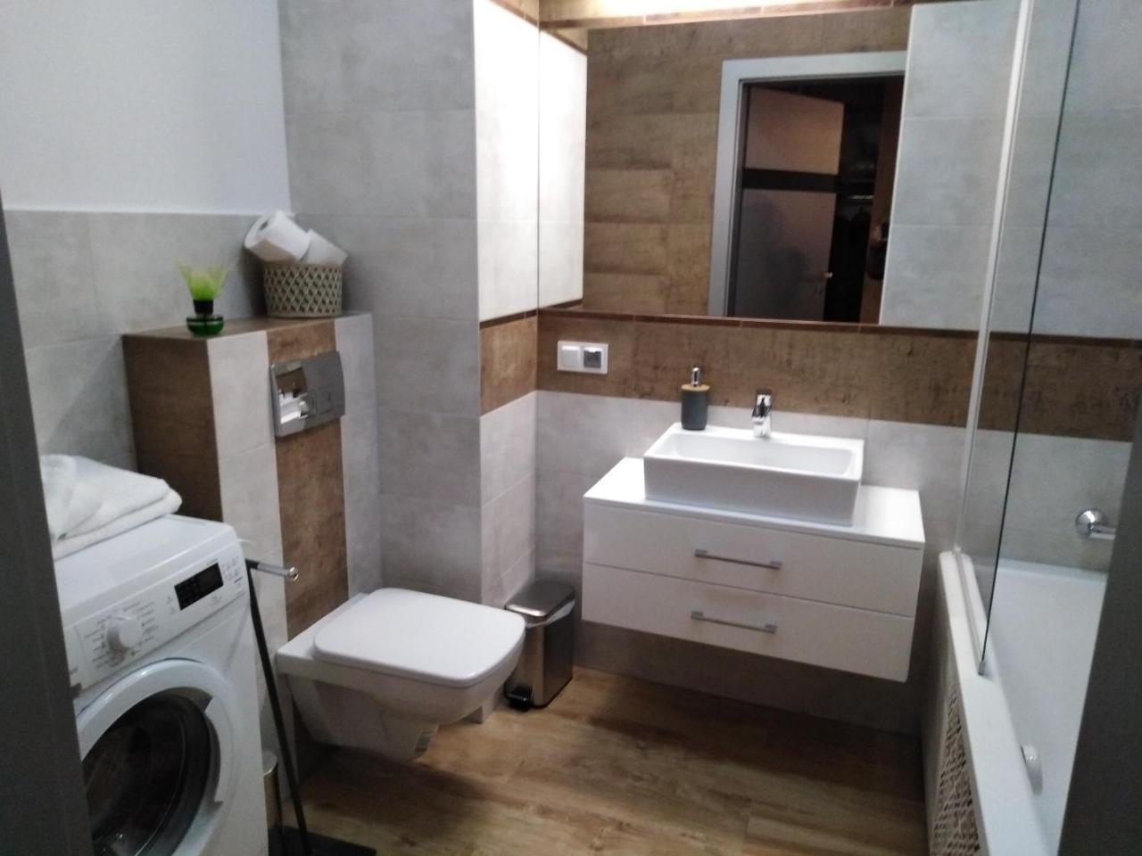 Apartamenty Via Marina 弗罗茨瓦夫 外观 照片